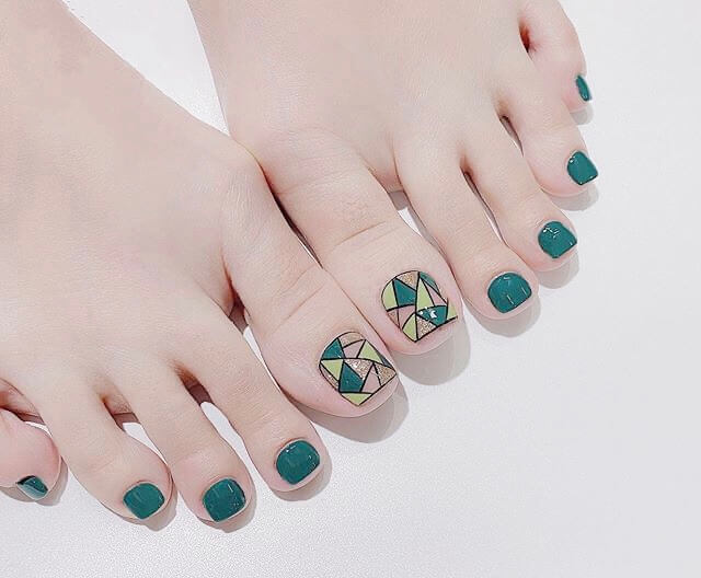 Are you looking for pretty toe nail design in summer? Look here, check these 26 popular toe nail ideas, you can get inspiration and get your own design
