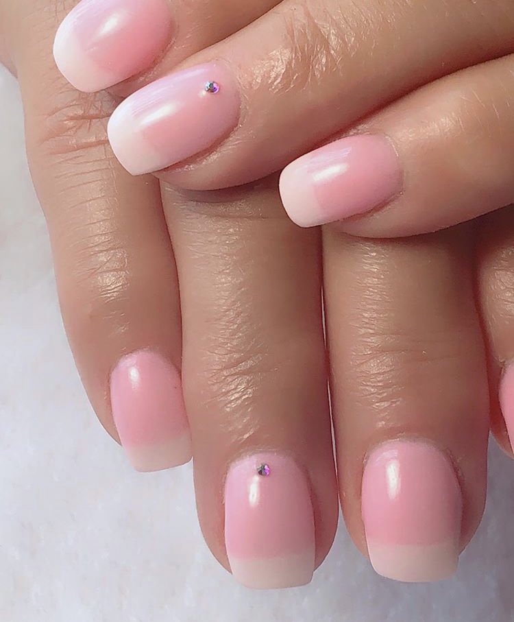 Pink and white gel short nails
