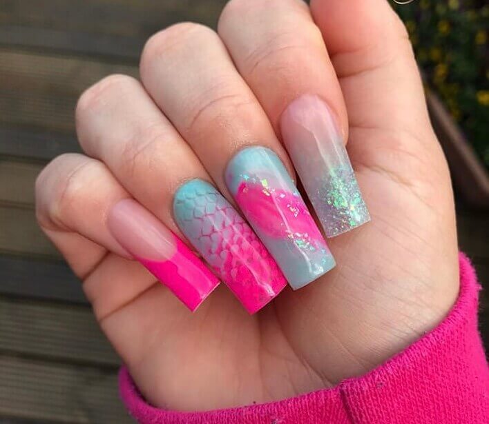 Colorful nails design