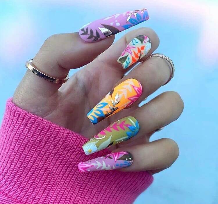 Colorful nails design