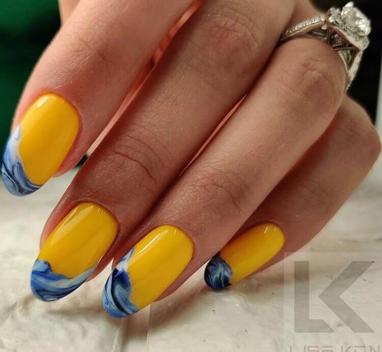 Colorful nails design