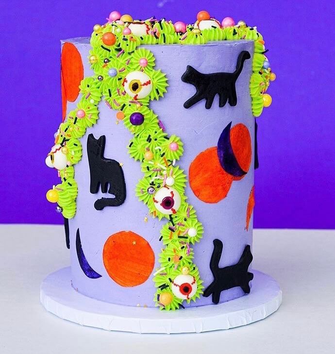 Cute And Cool Halloween Cake Ideas