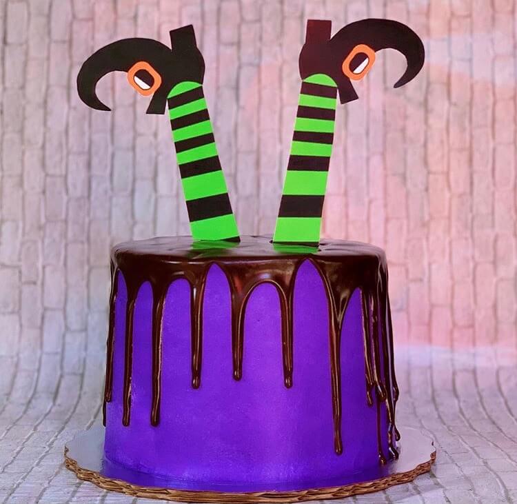 Cute And Cool Halloween Cake Ideas