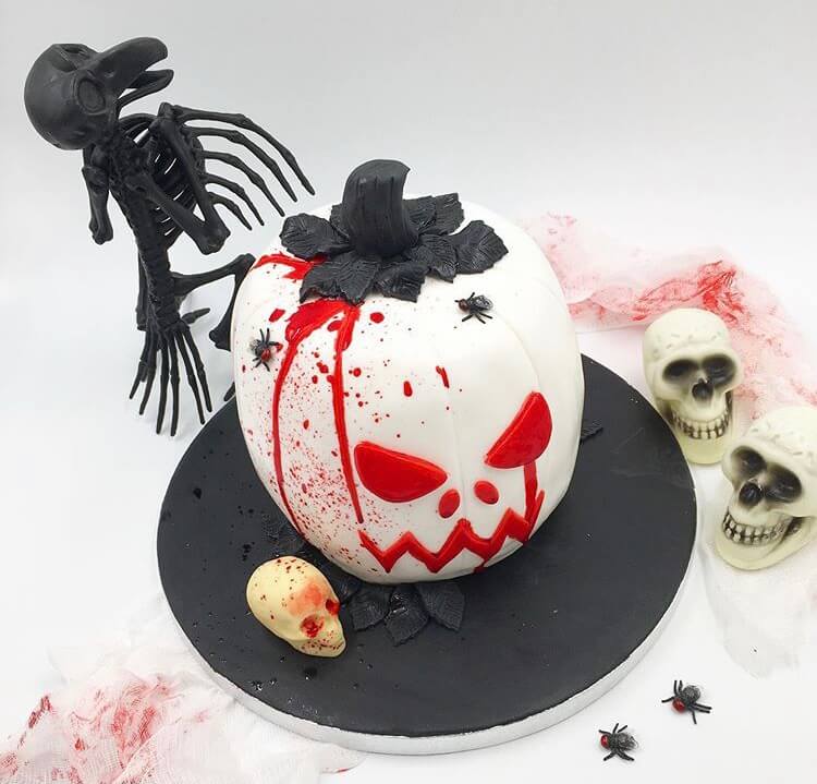 Cute And Cool Halloween Cake Ideas