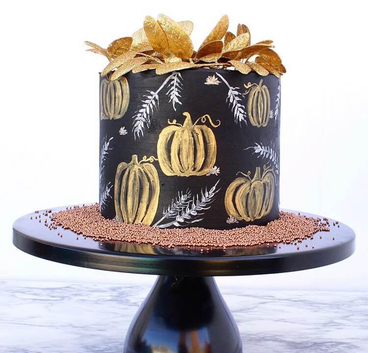 Cute And Cool Halloween Cake Ideas