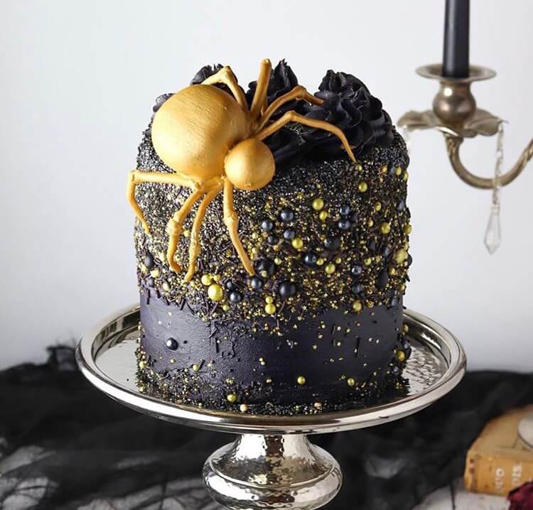 Cute And Cool Halloween Cake Ideas