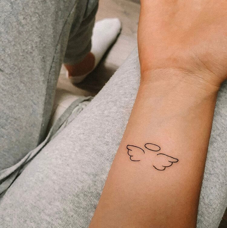 29 Meaningful And Unique Designs For Mini Tattoo  IdeasDonuts