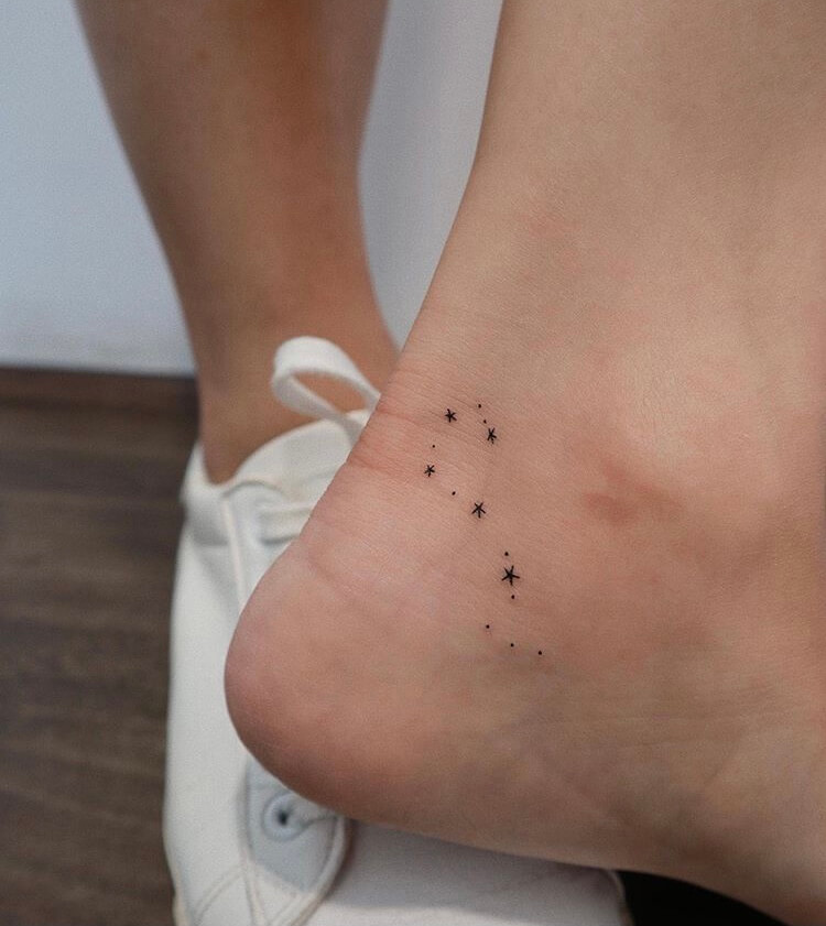 29 Meaningful And Unique Designs For Mini Tattoo Ideasdonuts