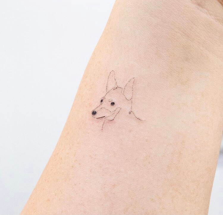29 Meaningful And Unique Designs For Mini Tattoo Ideasdonuts
