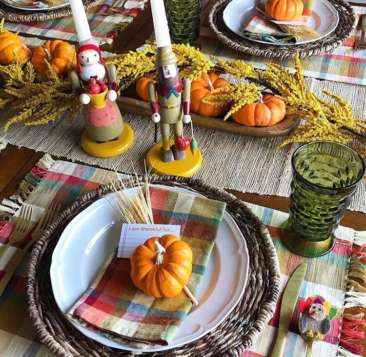 Thanksgiving table decor ideas