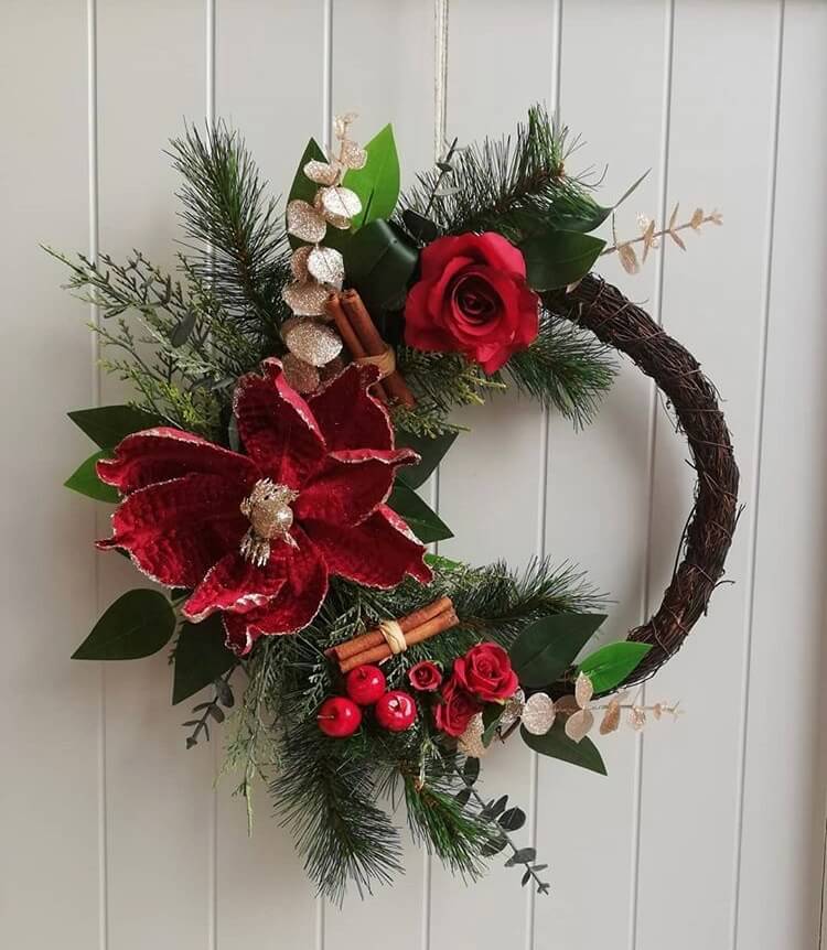 If you are making some home decorations to welcome Christmas. Well, I think Christmas wreaths are essential. Check these ideas and get what you want from them. #Christmas