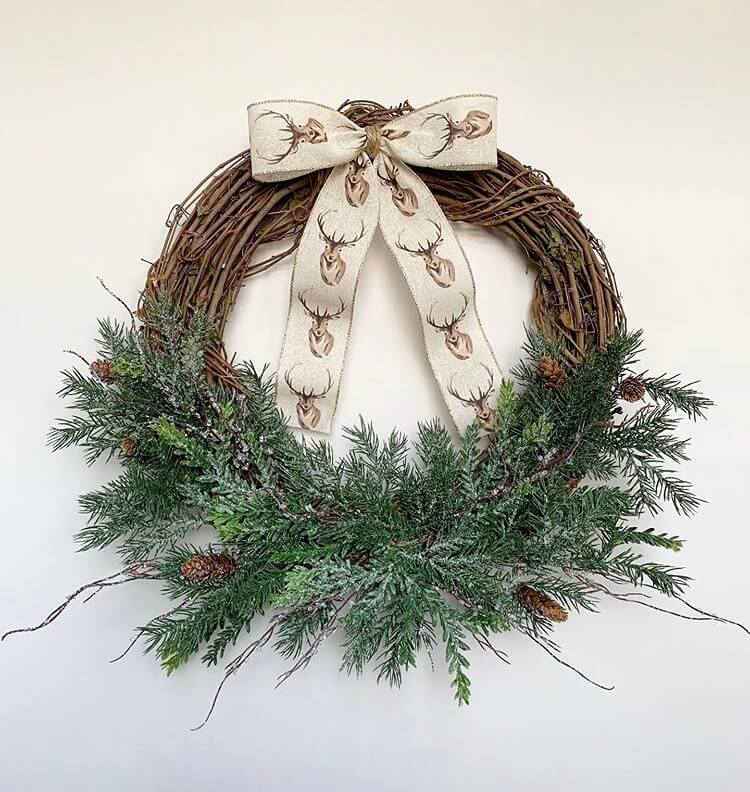 If you are making some home decorations to welcome Christmas. Well, I think Christmas wreaths are essential. Check these ideas and get what you want from them. #Christmas