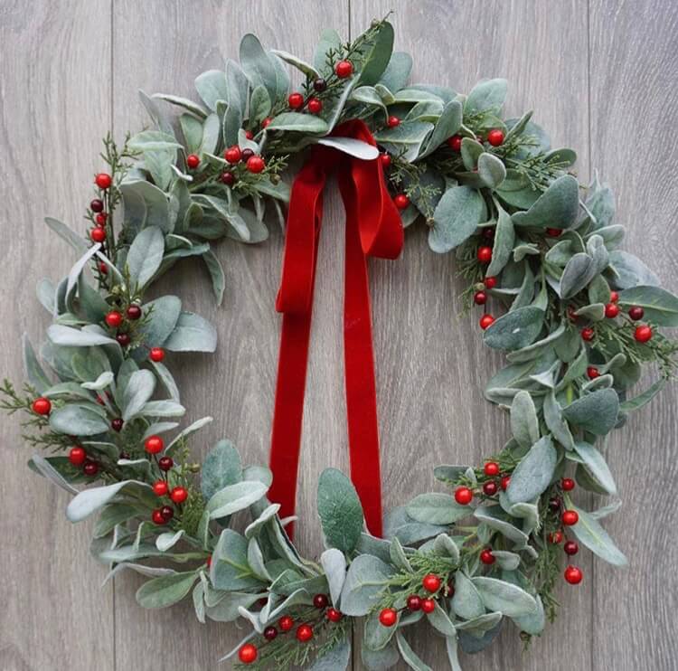 If you are making some home decorations to welcome Christmas. Well, I think Christmas wreaths are essential. Check these ideas and get what you want from them. #Christmas