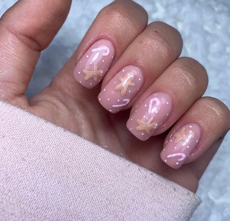 If you are looking for short Christmas nail designs for 2020, you can't miss these ideas, they will inspire you to get the best holiday nail designs of the year. #Christmasnails