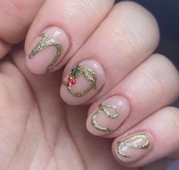If you are looking for short Christmas nail designs for 2020, you can't miss these ideas, they will inspire you to get the best holiday nail designs of the year. #Christmasnails