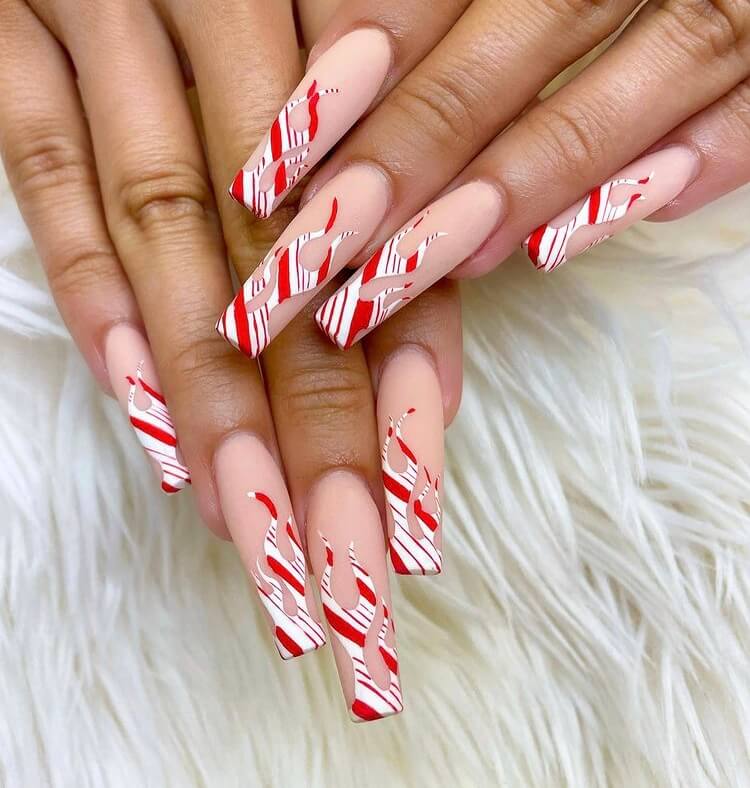 Looking for the trendy winter nails this year? Check out these design ideas and you will be inspired by them.