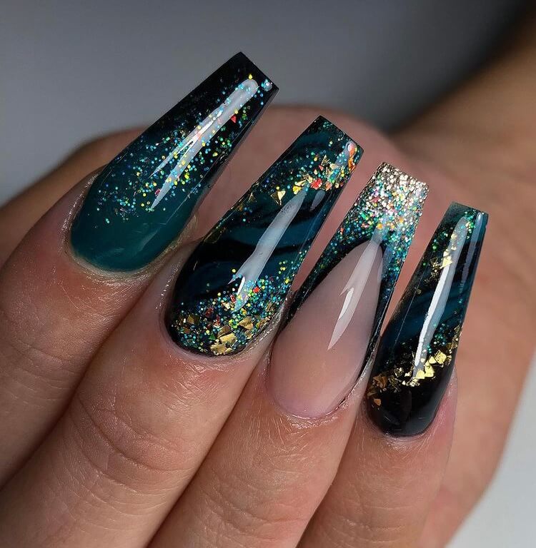 Charming Winter Nail Art Ideas For Holiday