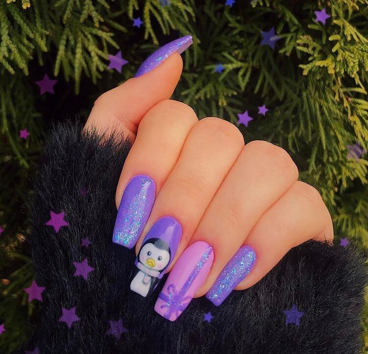 Christmas long acrylic nails must be one of the most popular holiday nail designs. If you are still thinking about which nail style to choose, why not choose this one? It is definitely worth trying.