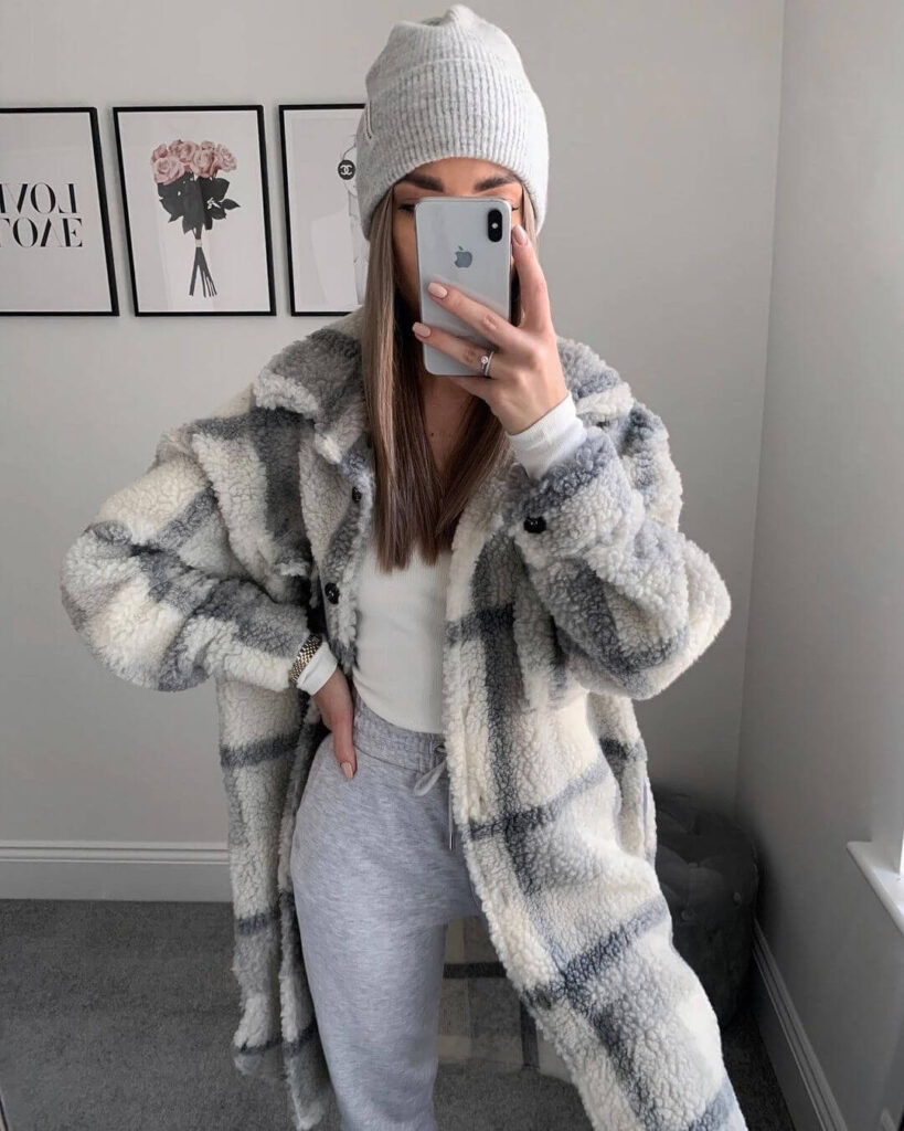 27 Trending Oversized Outfit Ideas For Women
