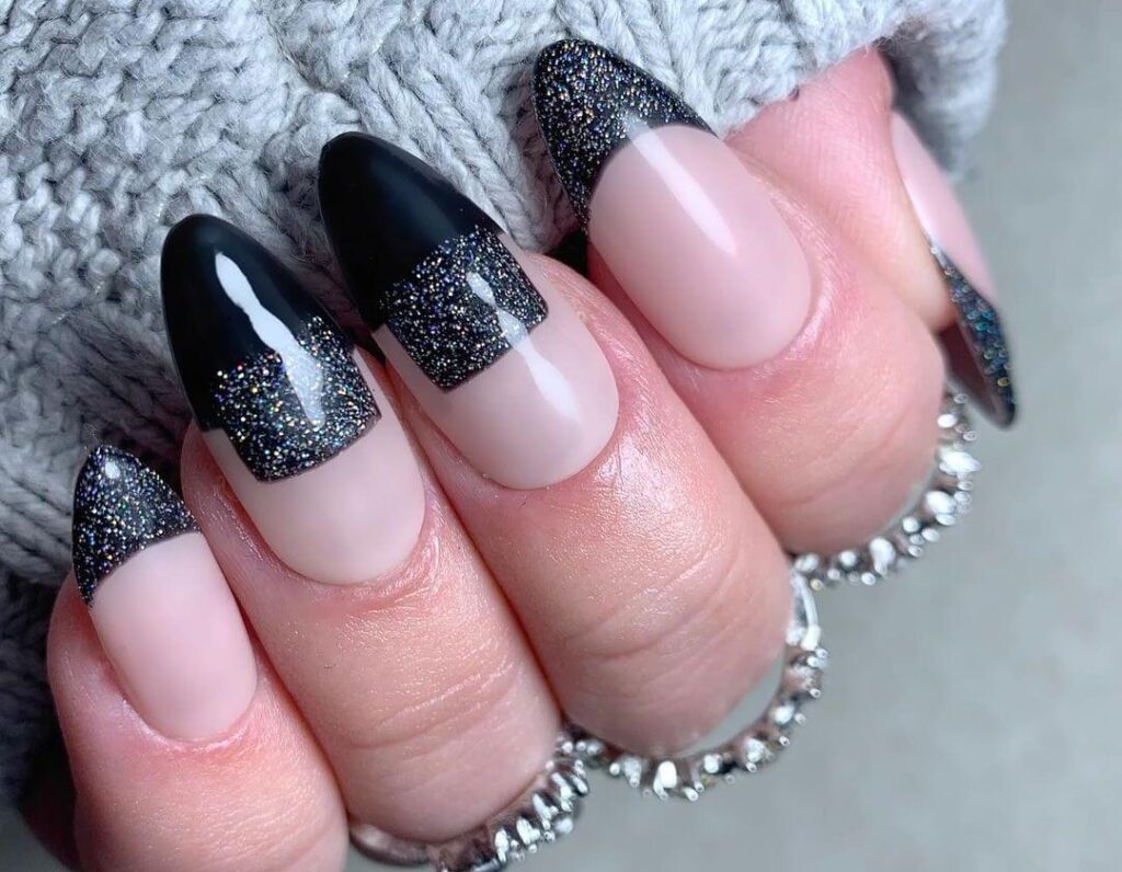 Black almond nails