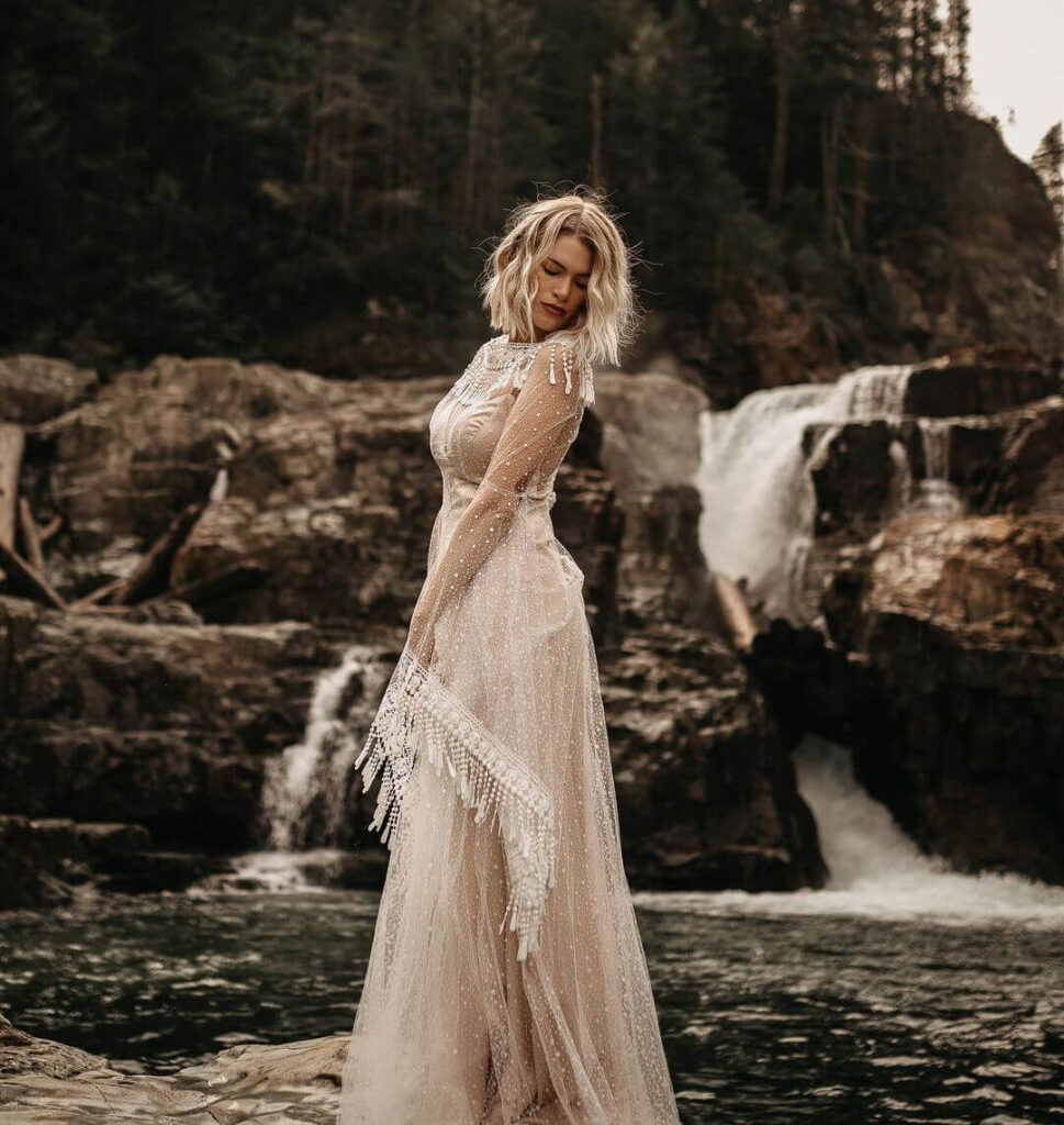 Chic Bohemian Wedding Dress ideas