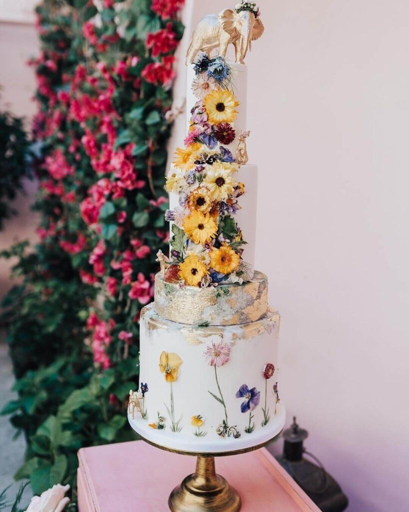 Chic wedding cake