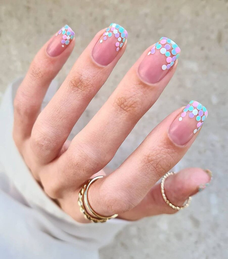 35 Modern And Creative Designs For French Nail Art – IdeasDonuts