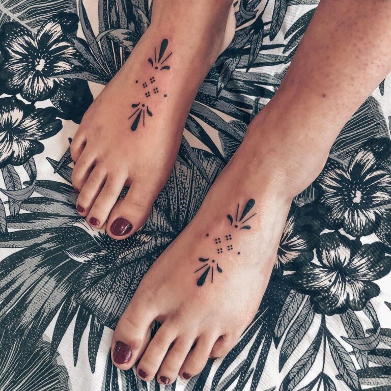 25+ Amazing Foot Tattoo Ideas For Women