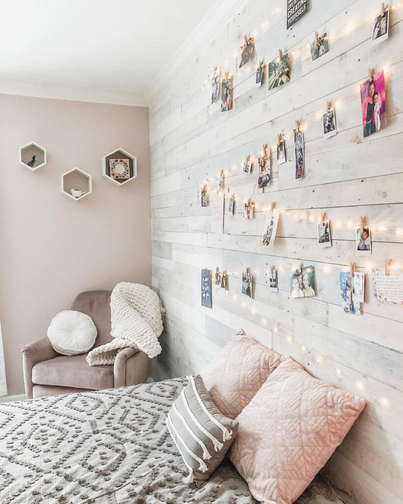 Teen bedroom decoration