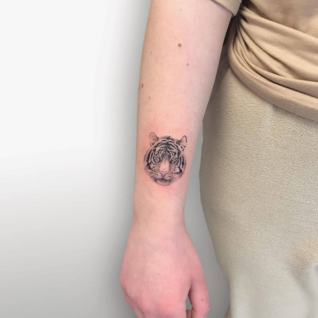 28 Cute Small Animal Tattoo Ideas Ideasdonuts