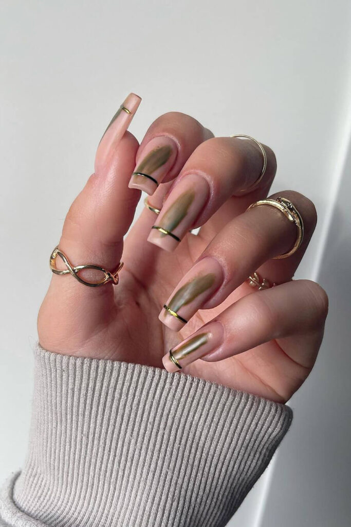 Eye-catching square long nails