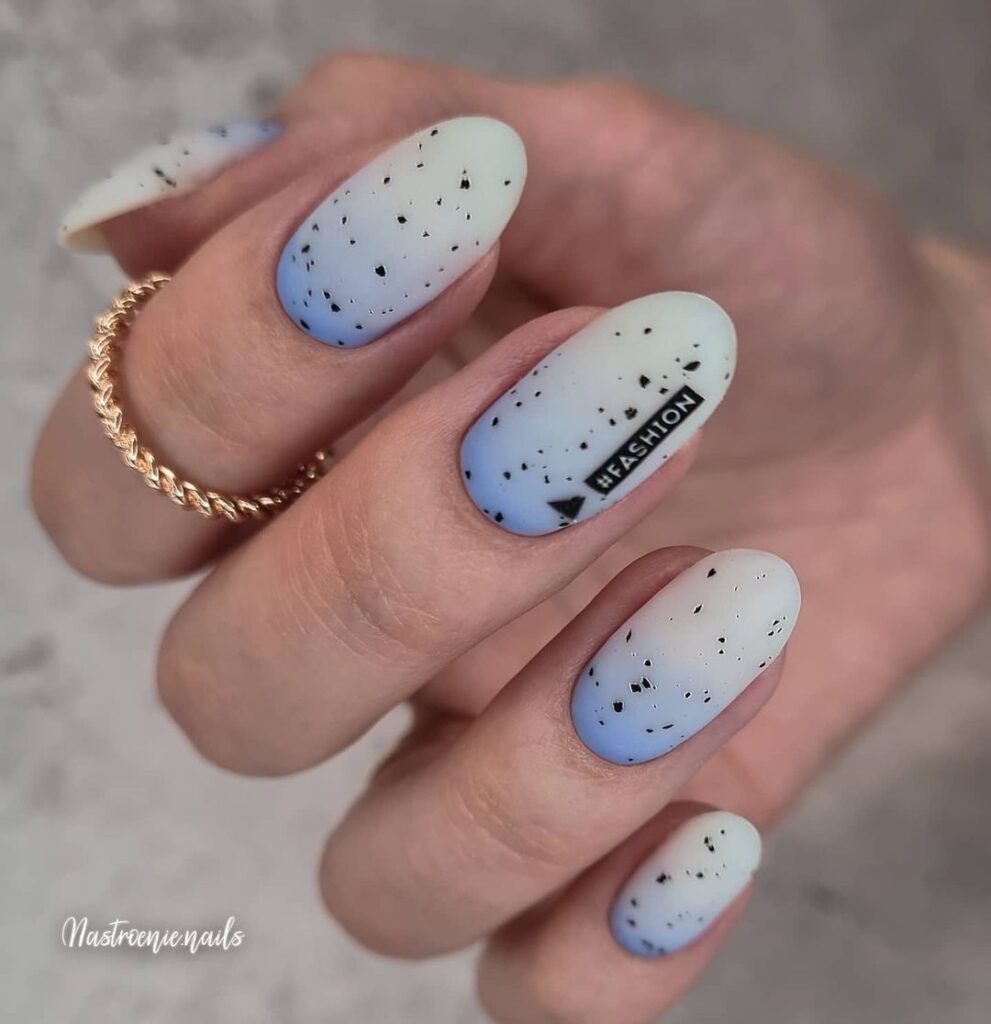 blue ombre nails