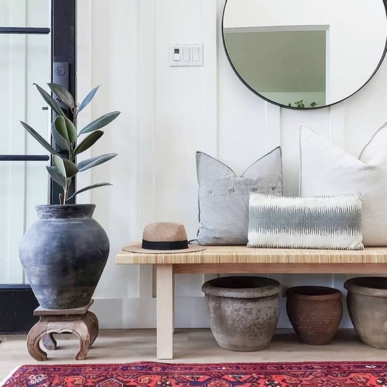 30 Practical and Impressive Entryway Decor Ideas