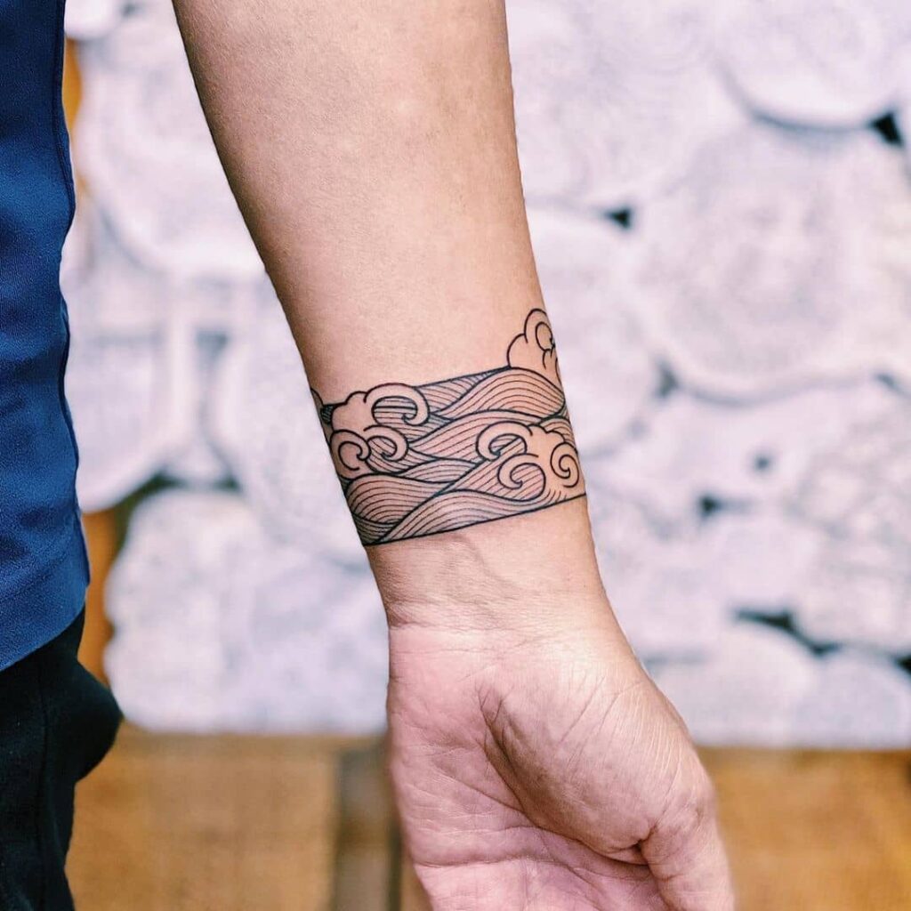 Japanese style line tattoo