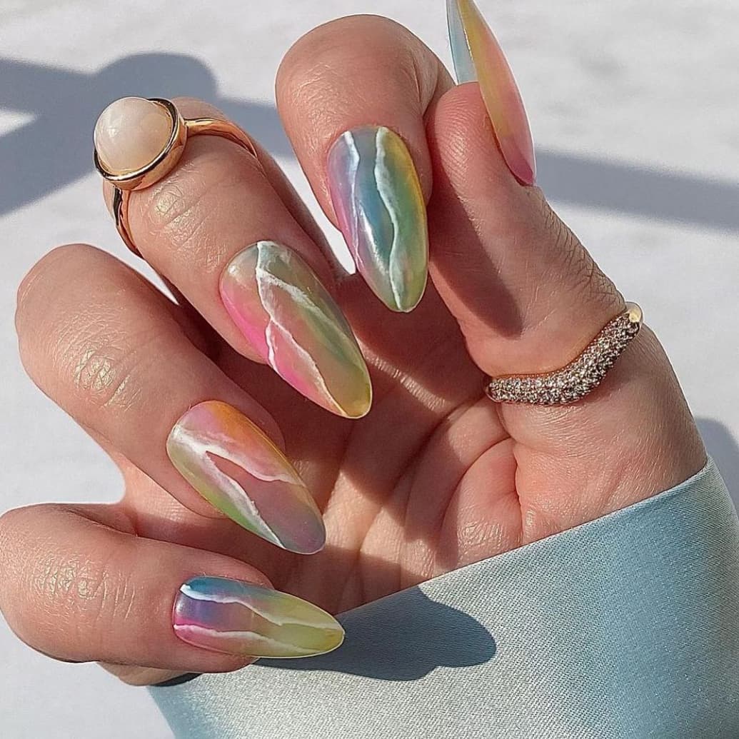 Dreamy negative space nails
