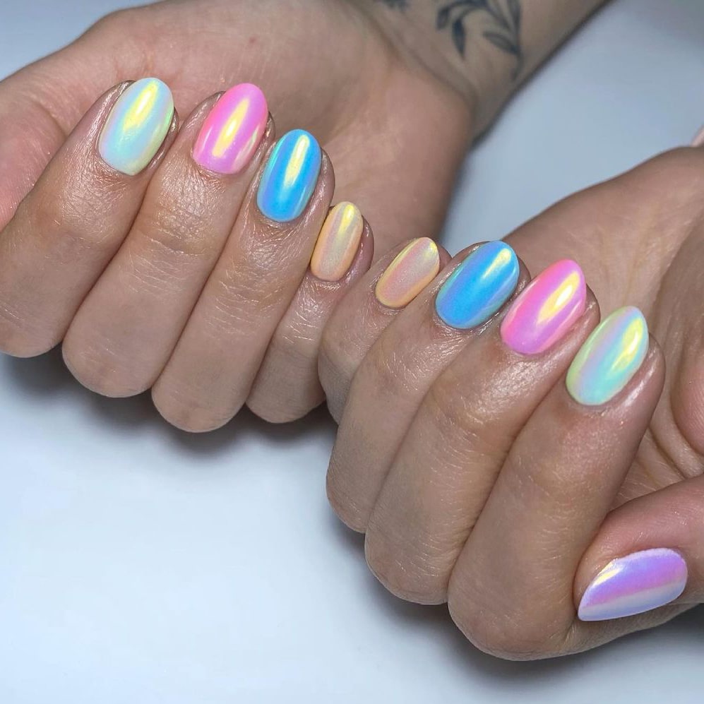 Soft rainbow chrome nails