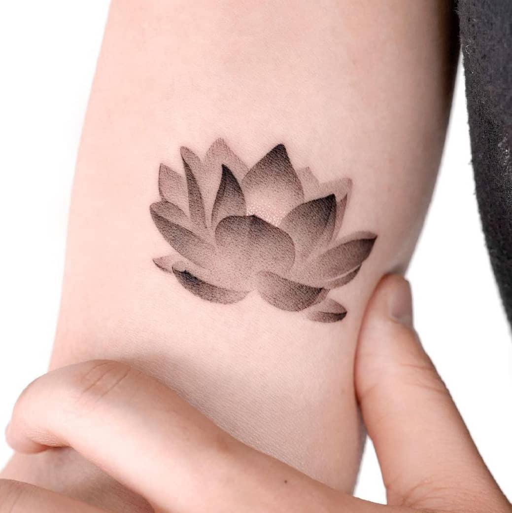 Black lotus tattoo