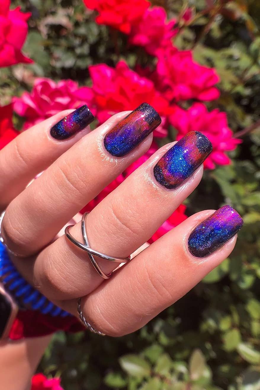 Gradient Galaxy Nails