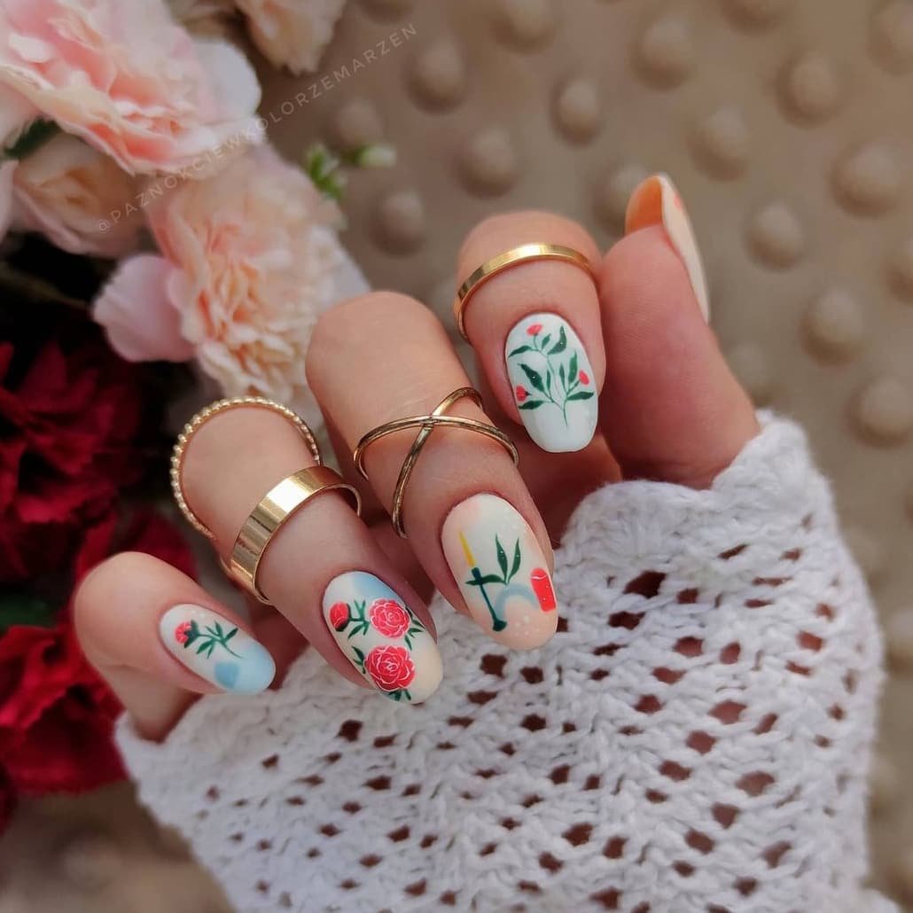 Hand-painted oval flower nails