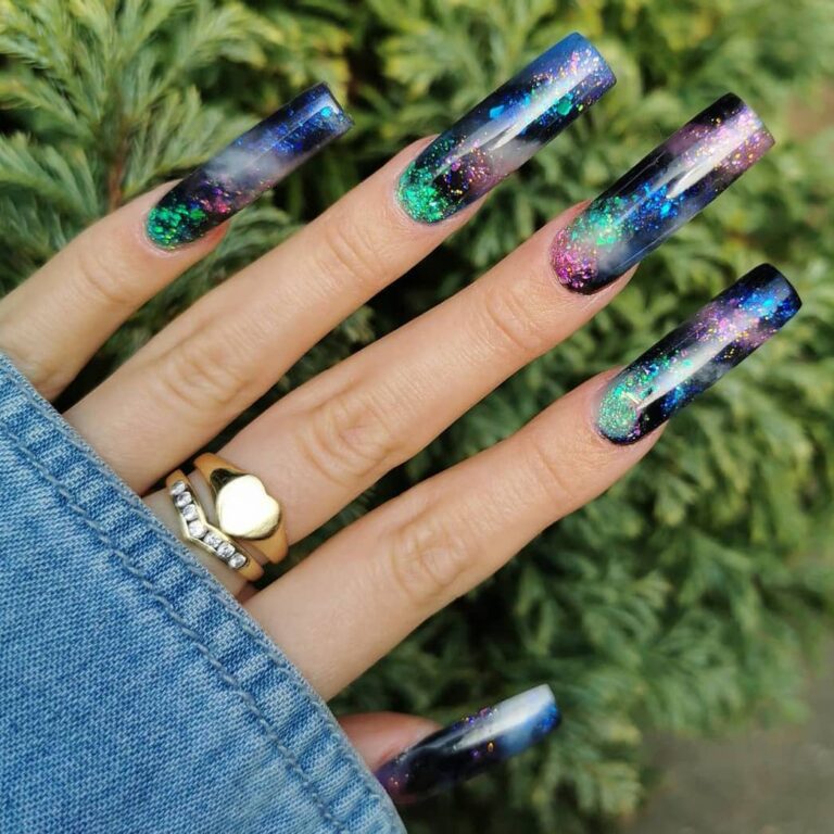 25 Adorable Galaxy Nail Designs