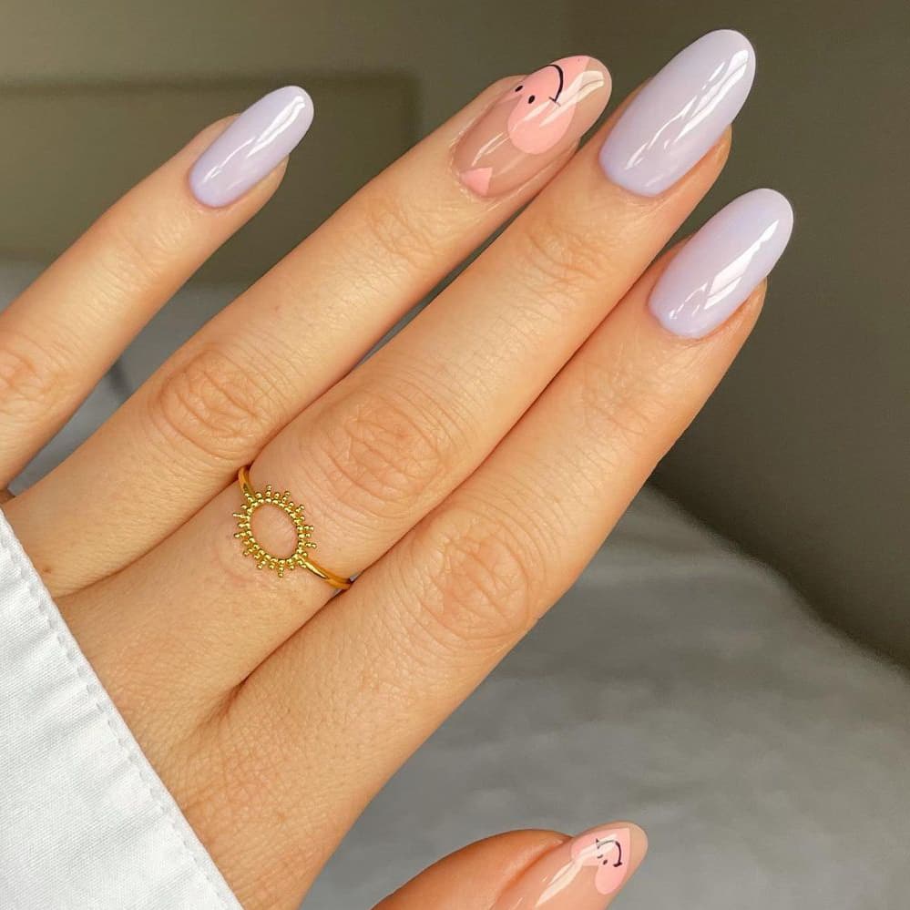 Creamy white autumn nails