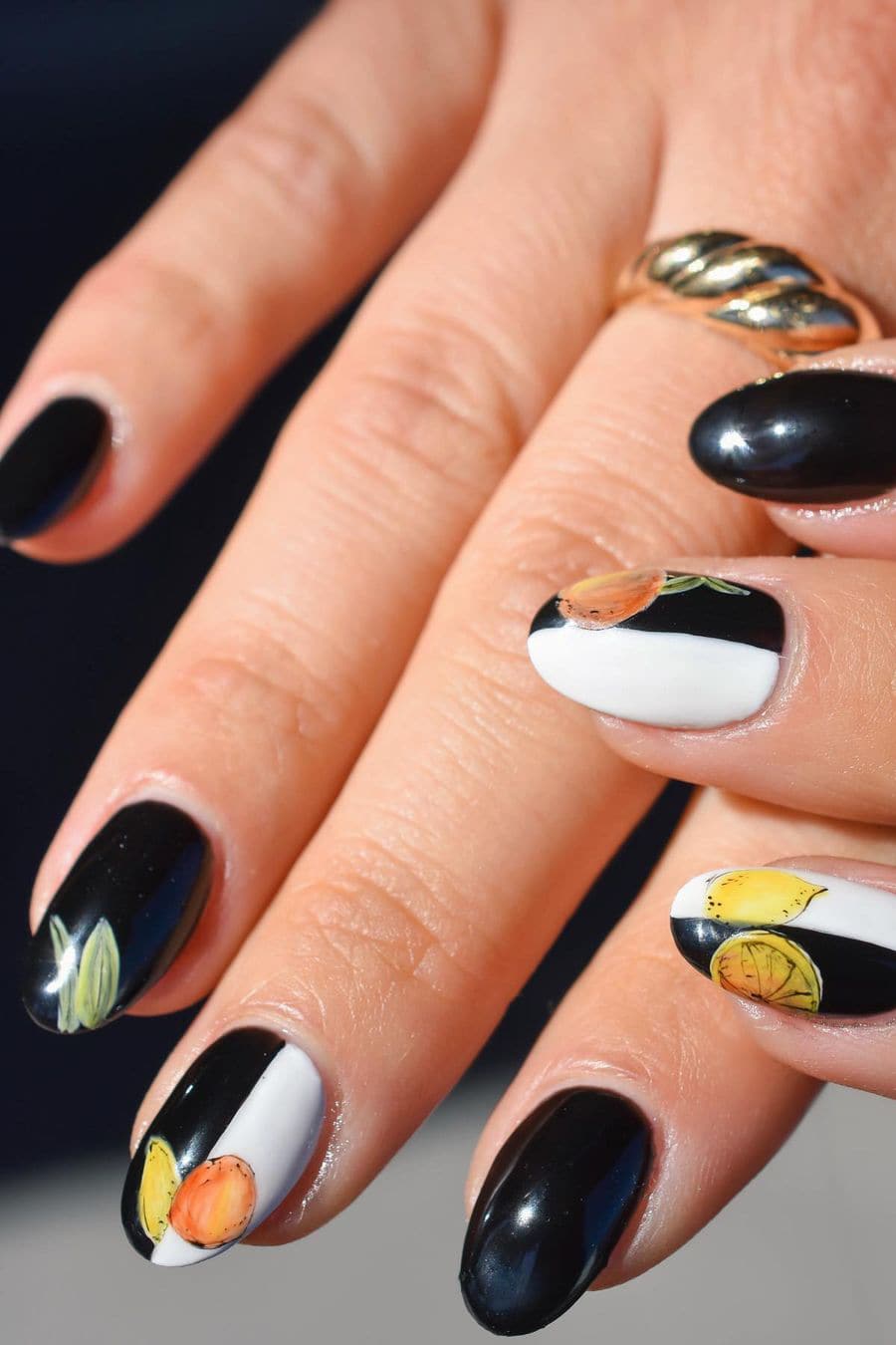 Fruit black and white nails