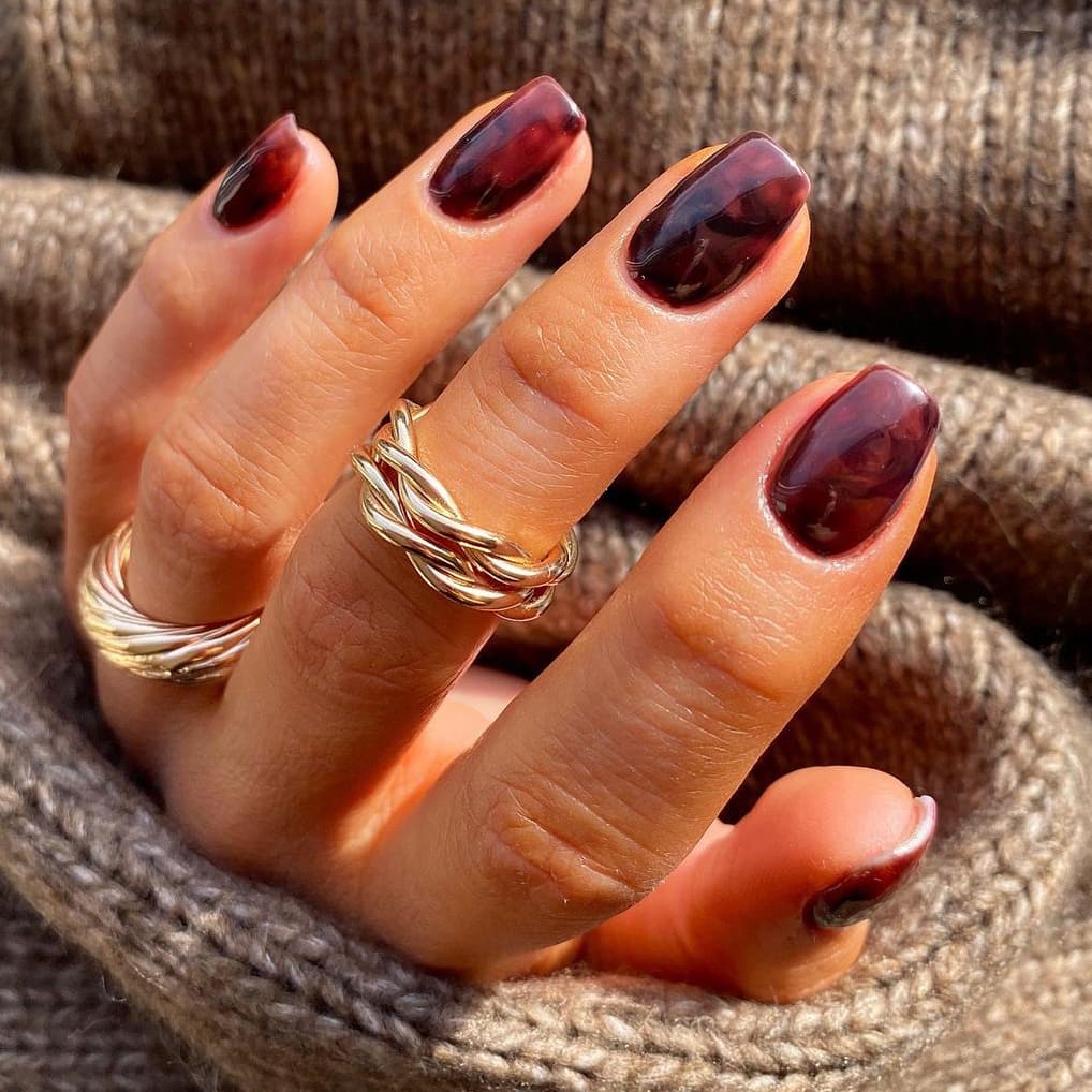 Marble autumn nails