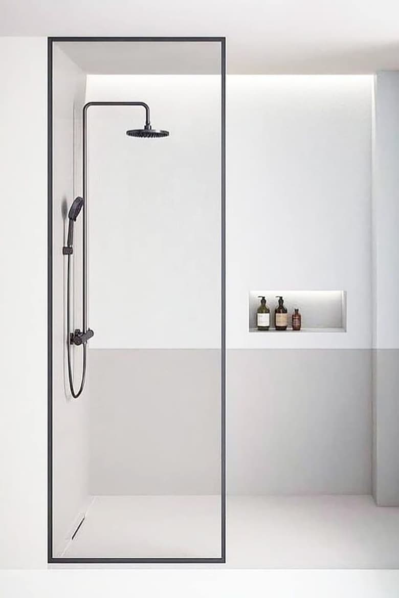 Minimalist small bathroom