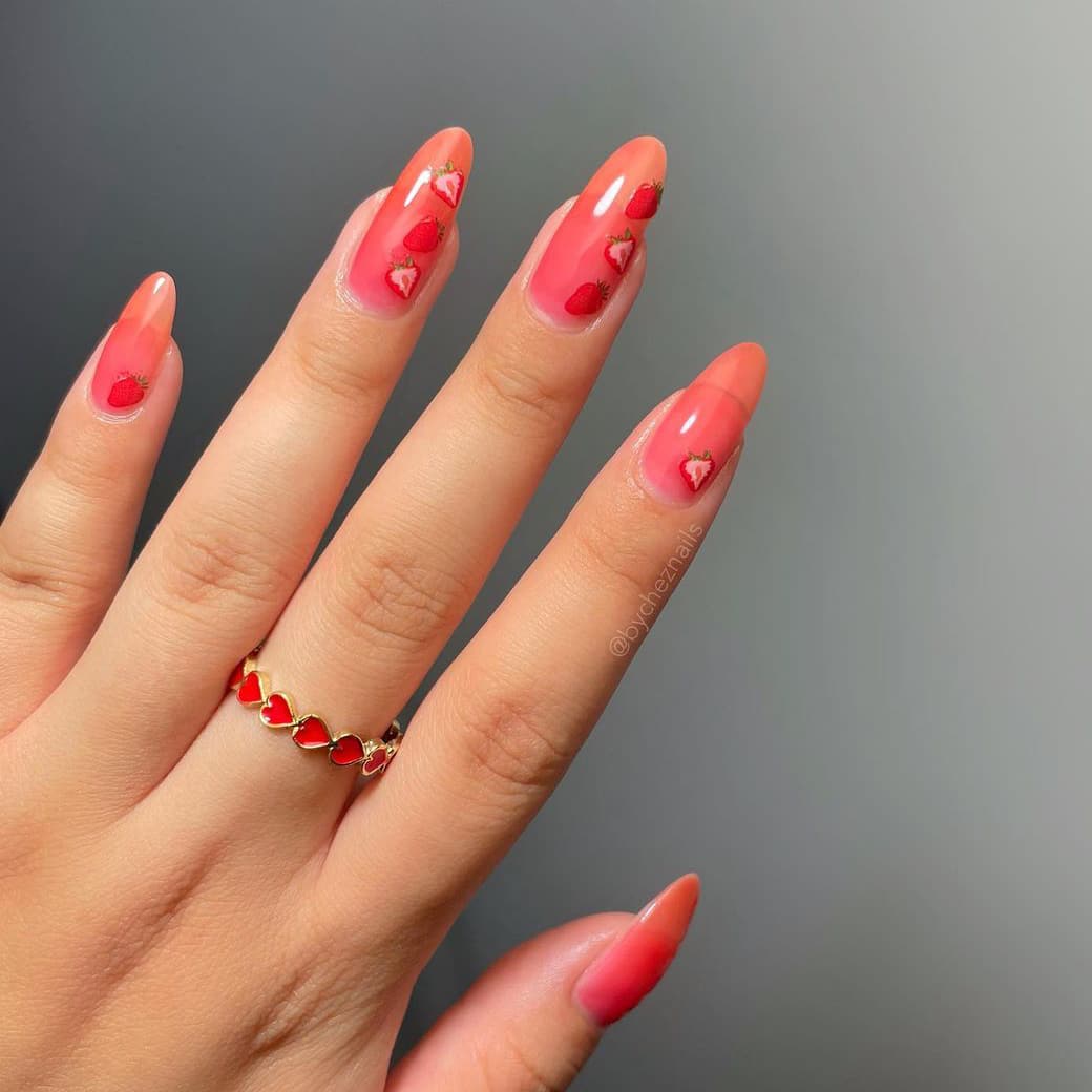 Strawberry jelly nails