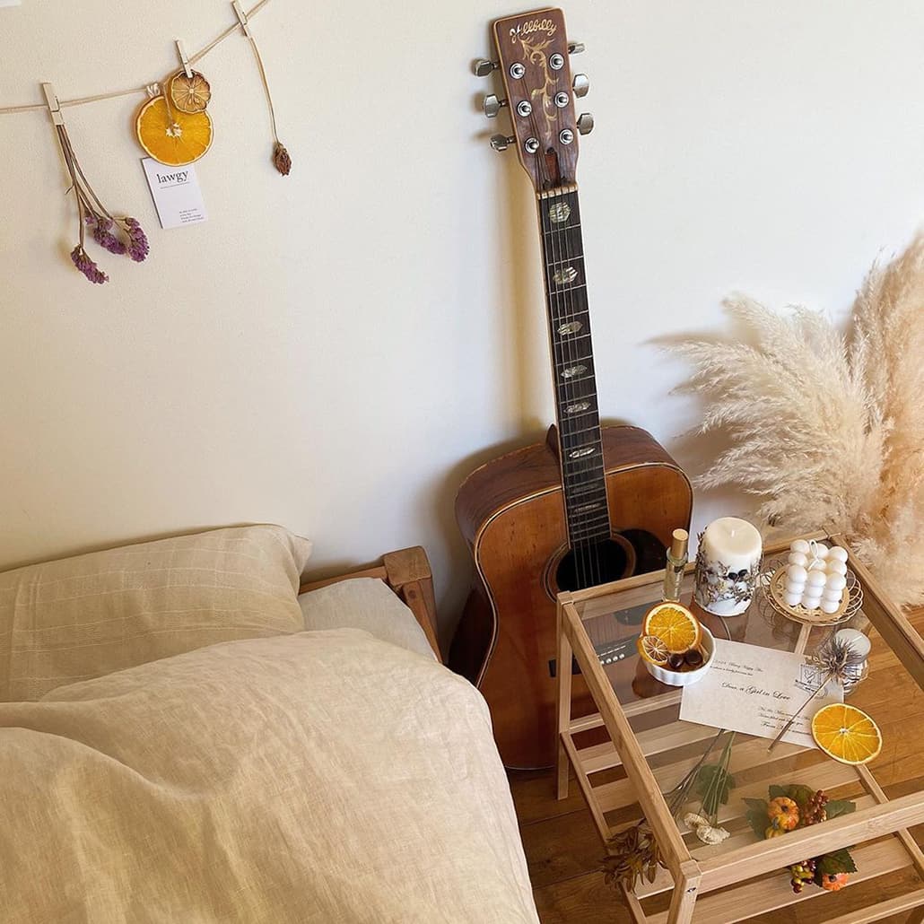 Dried orange bedroom decoration