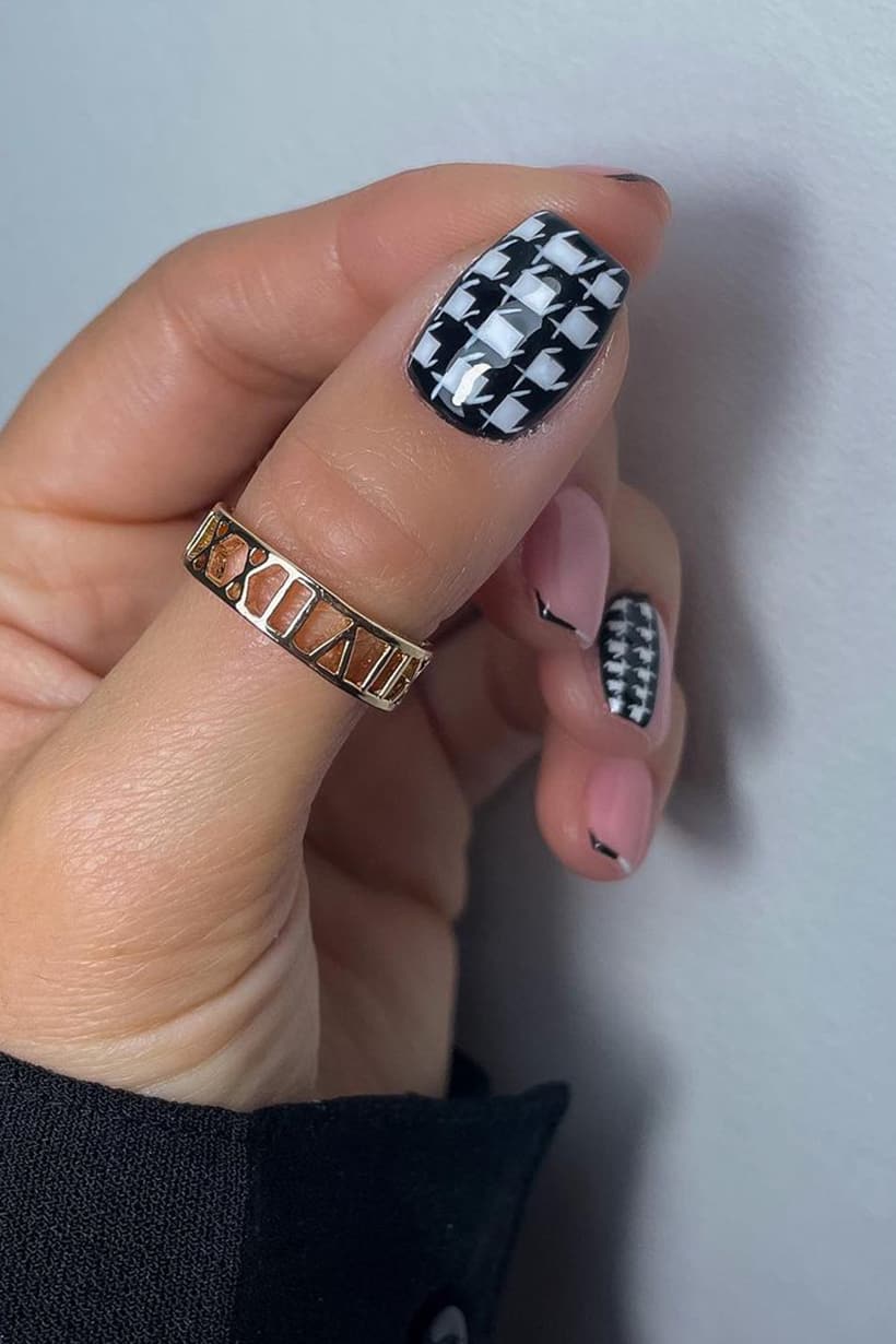 Houndstooth nails