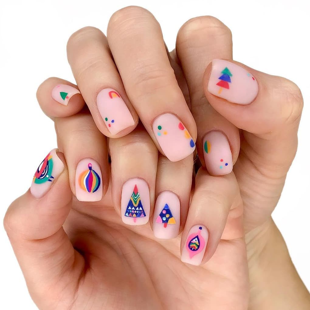 Lively hand-painted nails