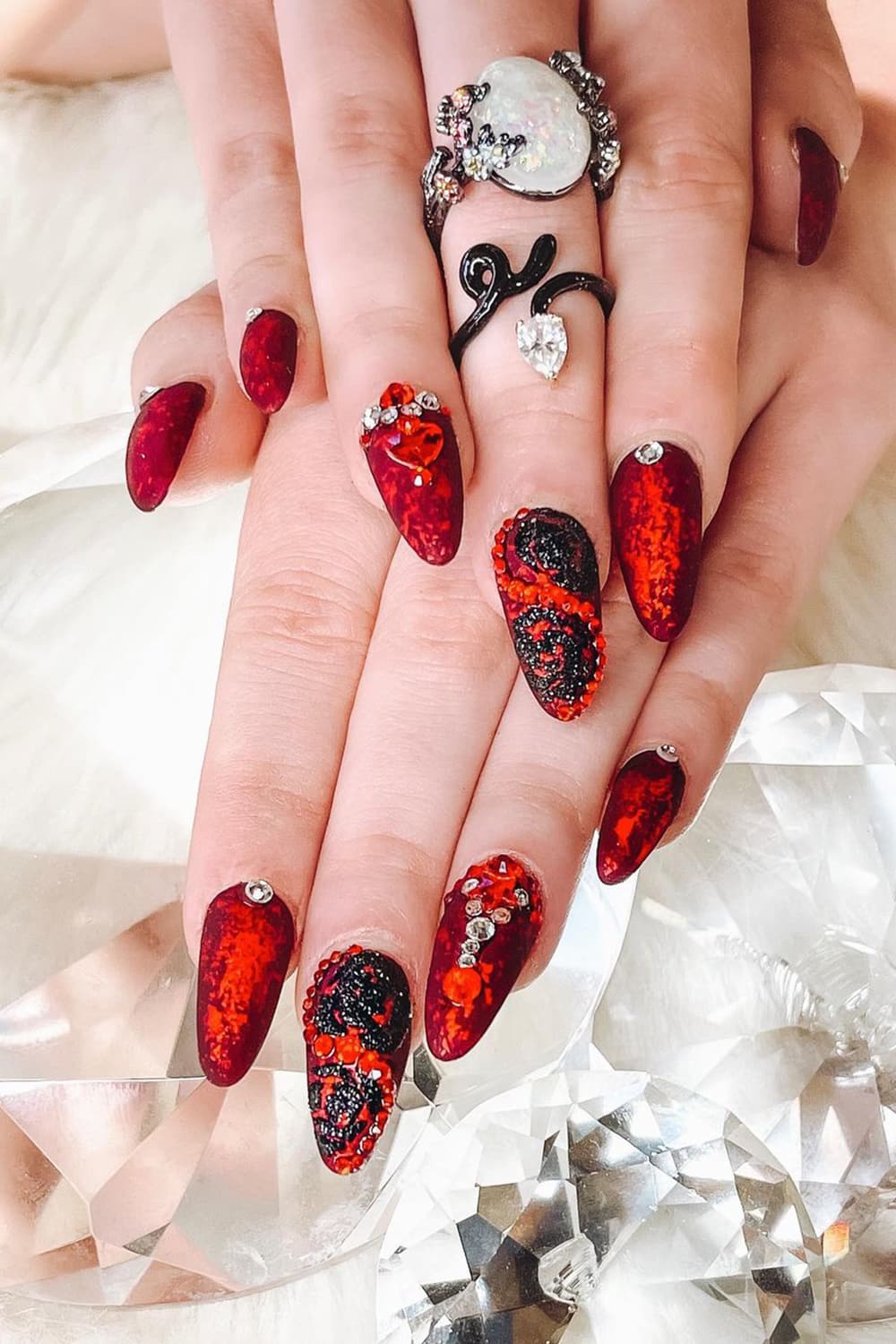 Luxury red nails