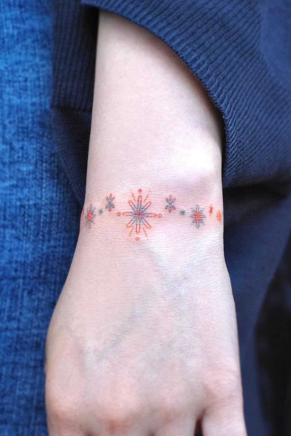 Symbol Flower Bracelet Tattoo